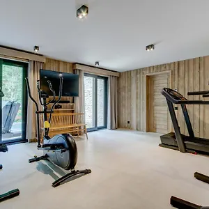 chalet-mesanges-c.hotels-rhonealpes.com/