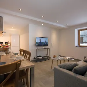 https://appartement-le-gnpi.hotels-rhonealpes.com