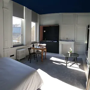 https://la-villa-des-champs.lillehotels.org